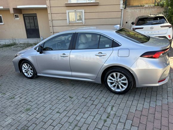 Sahibinden Toyota Corolla 1.5 Dream 2024 Model 