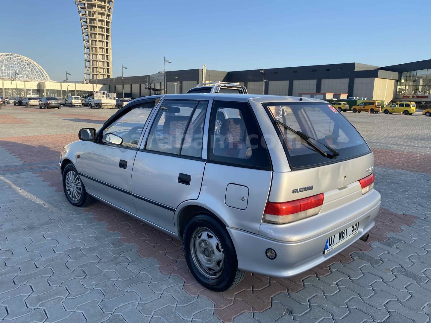 Sahibinden Suzuki Swift 1.3 GLX 2001 Model Isparta 170.000 km Gri 6
