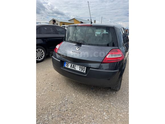 Sahibinden Renault Megane 1.4 Authentique 2009 Model 