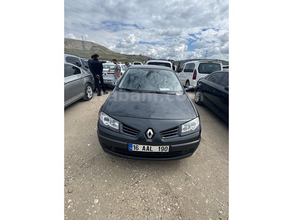 Sahibinden Renault Megane 1.4 Authentique 2009 Model 