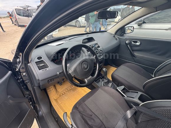 Sahibinden Renault Megane 1.4 Authentique 2009 Model 