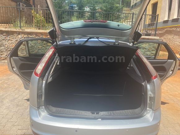 Sahibinden Ford Focus 1.6 TDCi Titanium 2010 Model