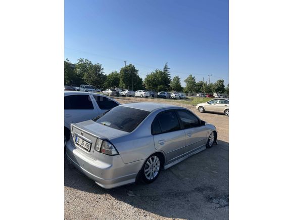 Sahibinden Honda Civic 1.6i VTEC ES 2004 Model 