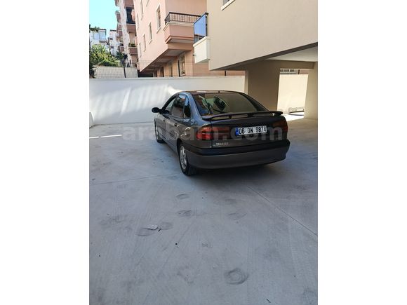 Sahibinden Renault Laguna 1.6 2001 Model 