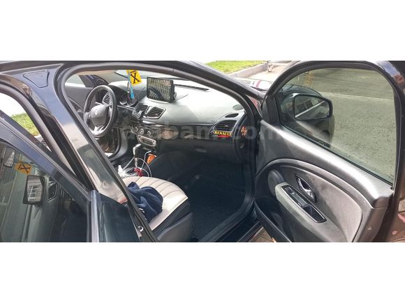 Sahibinden Renault Fluence 1.6 Touch 2013 Model