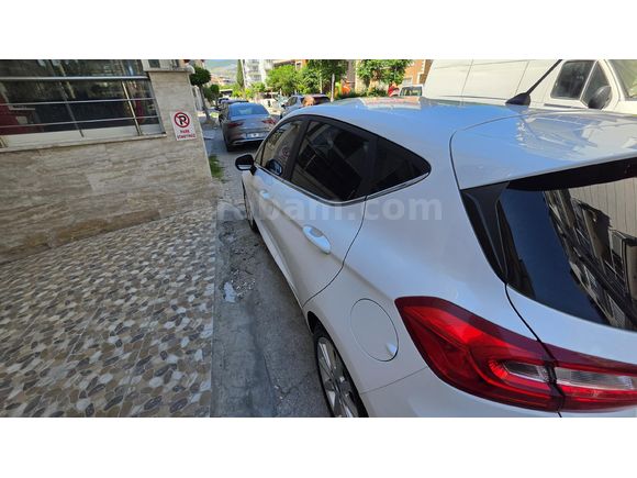 Sahibinden Ford Fiesta 1.5 TDCi Titanium 2017 Model