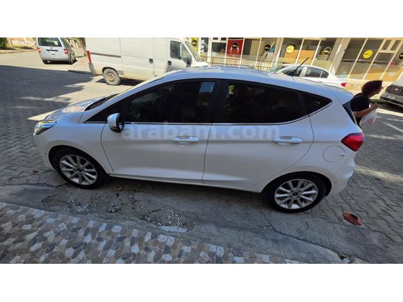 Sahibinden Ford Fiesta 1.5 TDCi Titanium 2017 Model