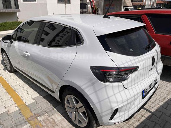 Sahibinden Renault Clio 1.0 TCe Evolution 2025 Model 