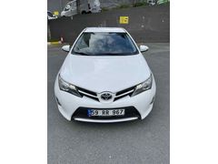 Sahibinden Toyota Auris 1.33 Life 2015 Model 