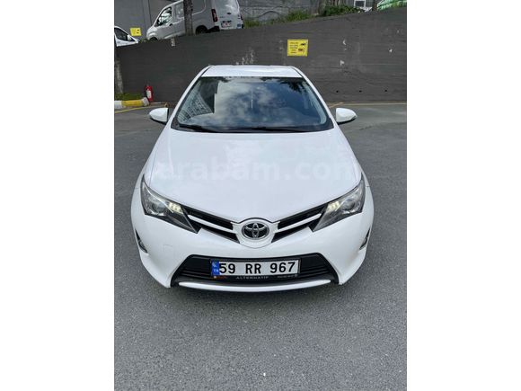 Sahibinden Toyota Auris 1.33 Life 2015 Model 