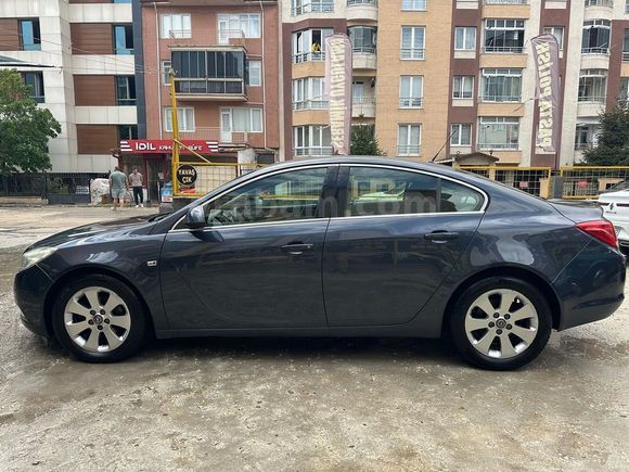 Sahibinden Opel Insignia 2.0 CDTI Edition Elegance 2012 Model 
