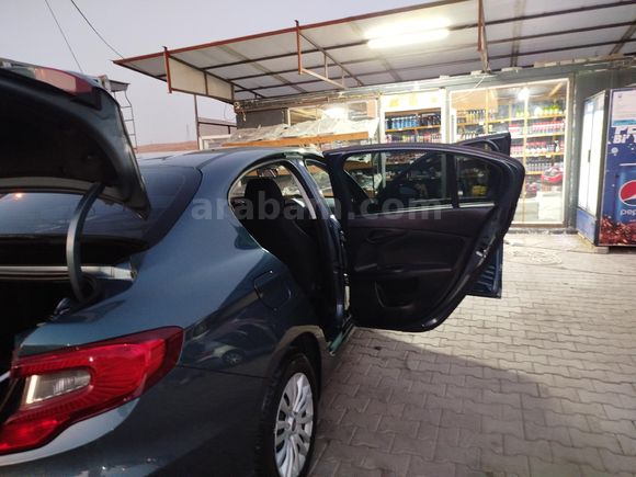 Sahibinden Fiat Egea 1.4 Fire Easy 2023 Model