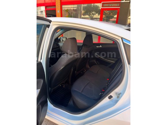 Sahibinden Hyundai Accent Blue 1.6 CRDI Prime 2016 Model 