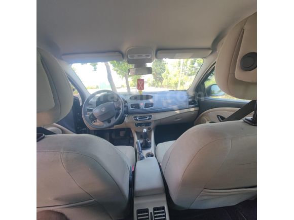 Sahibinden Renault Megane 1.6 Expression 2012 Model