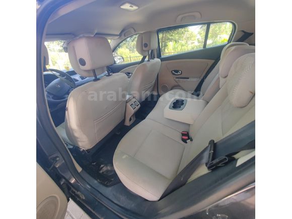Sahibinden Renault Megane 1.6 Expression 2012 Model