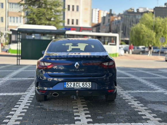 Sahibinden Renault Megane 1.3 TCe Joy 2020 Model 
