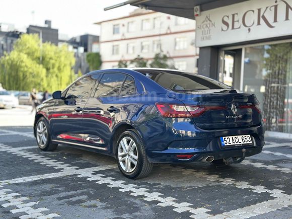 Sahibinden Renault Megane 1.3 TCe Joy 2020 Model 