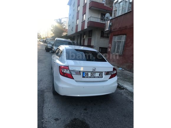 Sahibinden Honda Civic 1.6i VTEC Eco Elegance 2015 Model 