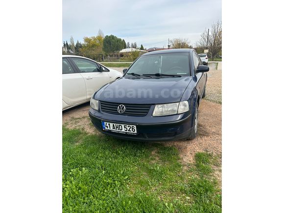 Sahibinden Volkswagen Passat 1.8 Basic 1999 Model 