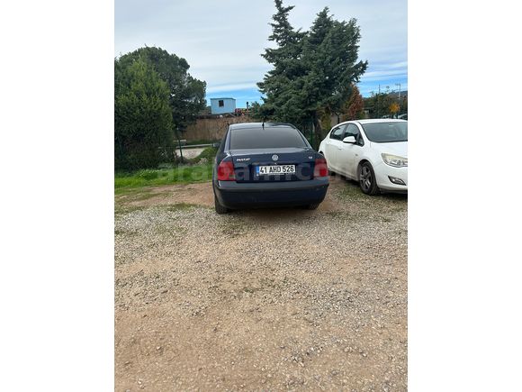 Sahibinden Volkswagen Passat 1.8 Basic 1999 Model 