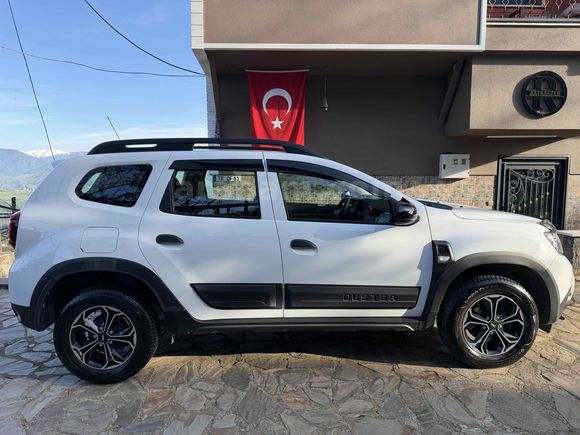 2023 HATASIZ servis bakımlı 4x4 DUSTER