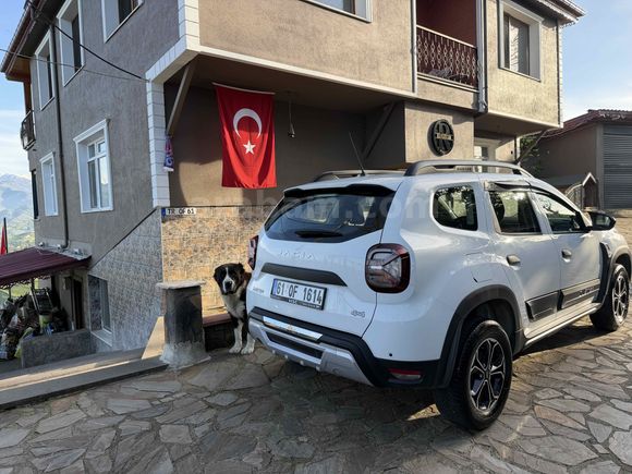 2023 HATASIZ servis bakımlı 4x4 DUSTER