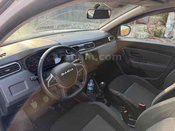 2023 HATASIZ servis bakımlı 4x4 DUSTER