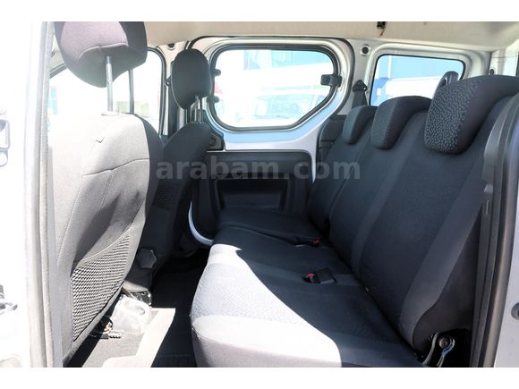 BÜYÜKSOYLU BEYSOY'DAN 2016 DOKKER 1.5 DCİ STEPWAY 90 Hp A/C