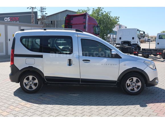 BÜYÜKSOYLU BEYSOY'DAN 2016 DOKKER 1.5 DCİ STEPWAY 90 Hp A/C
