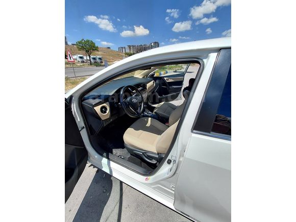 Akademisyenden Toyota Corolla 1.6 Advance 2016 Model 