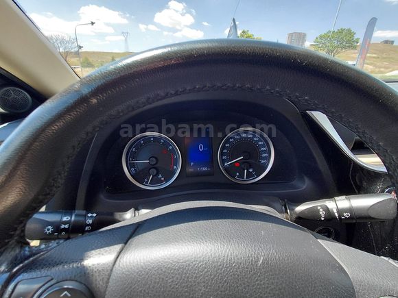 Akademisyenden Toyota Corolla 1.6 Advance 2016 Model 