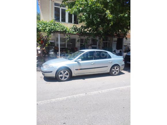 Sahibinden Renault Laguna 1.6 Expression 2004 Model
