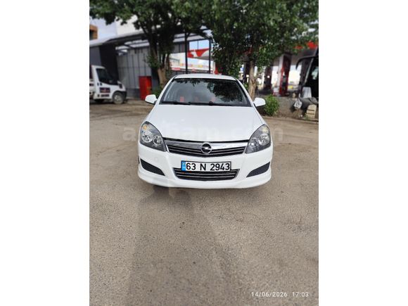 Sahibinden Opel Astra 1.6 Essentia 2013 Model