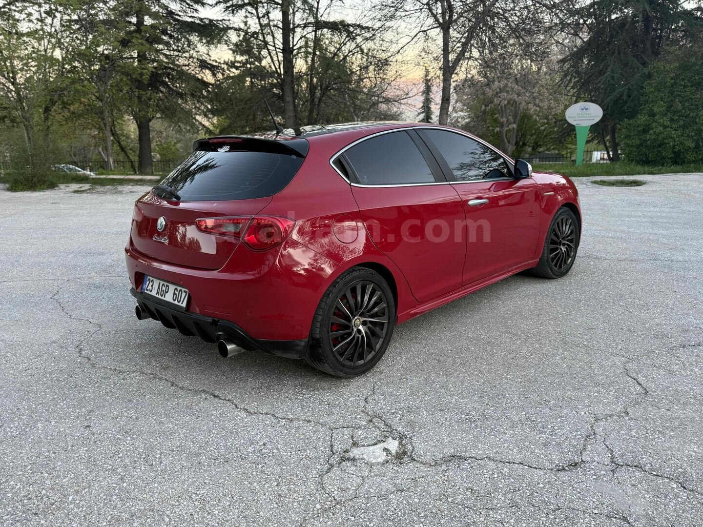 Sahibinden Alfa Romeo Giulietta 1.6 JTD Distinctive 2011 Model Elazığ 236.000 km Kırmızı 7