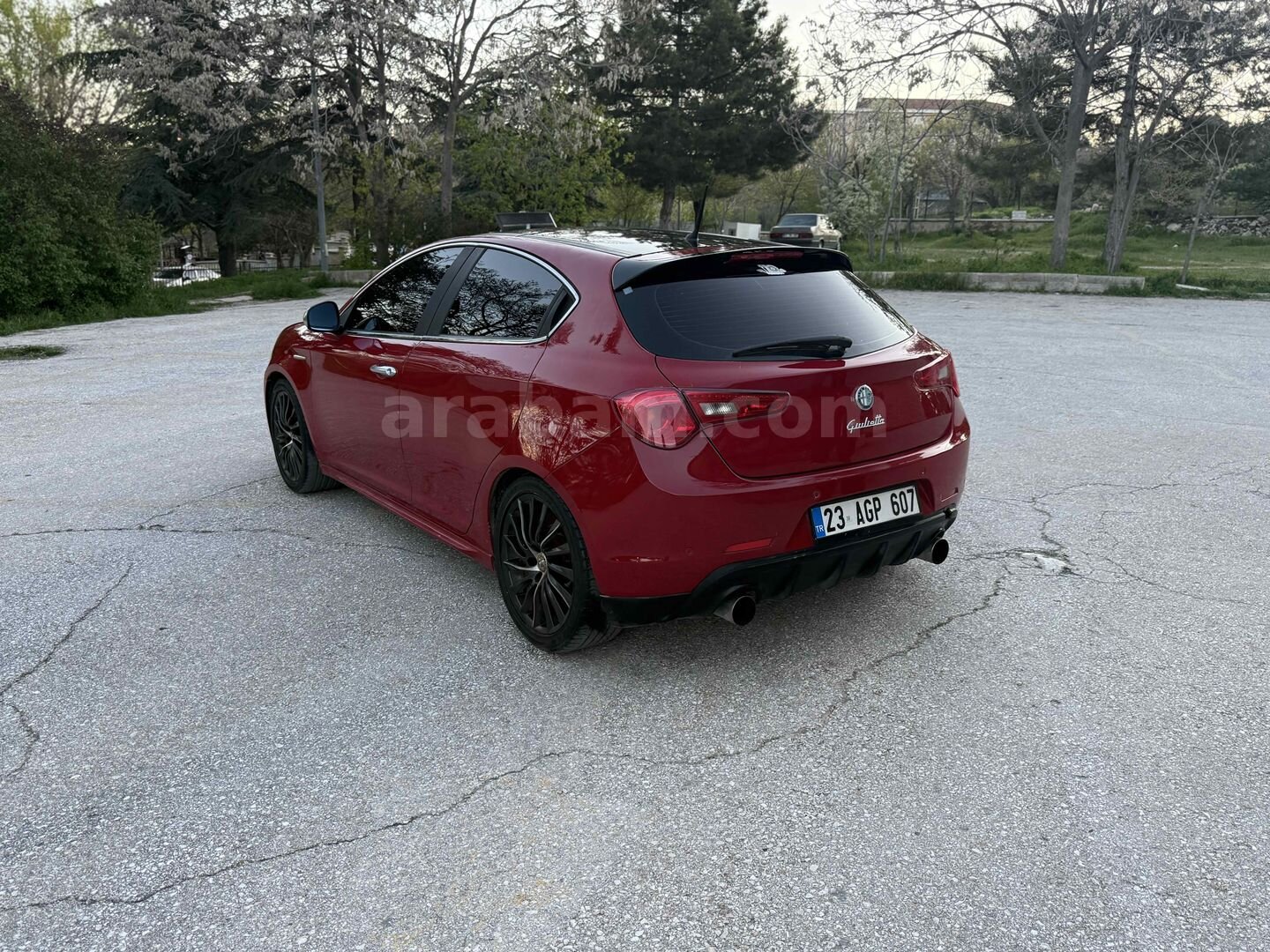 Sahibinden Alfa Romeo Giulietta 1.6 JTD Distinctive 2011 Model Elazığ 236.000 km Kırmızı 5