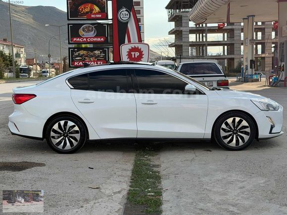HATASIZ BOYASIZ CAM TAVANLI FOCUS