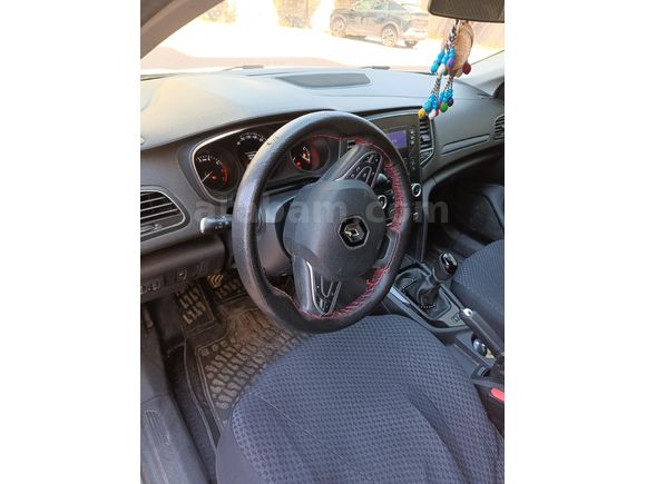 Sahibinden Renault Megane 1.3 TCe Joy 2019 Model