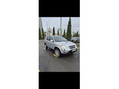 200 bin km ye kadar Yetkili servis bakımlı safkan benzşnli .2. Sahibinden Honda CR-V 2.0i LS 2003 Model