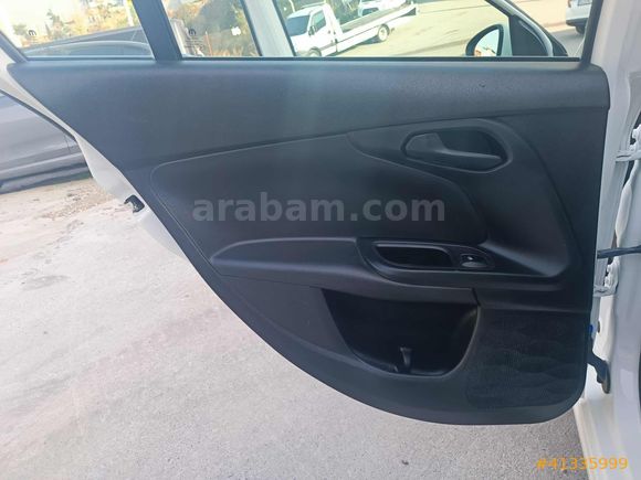 EMPATİ OTOMOTİV 2022 MODEL 1.3 DİZEL EASY PLUS ANINDA KREDİ