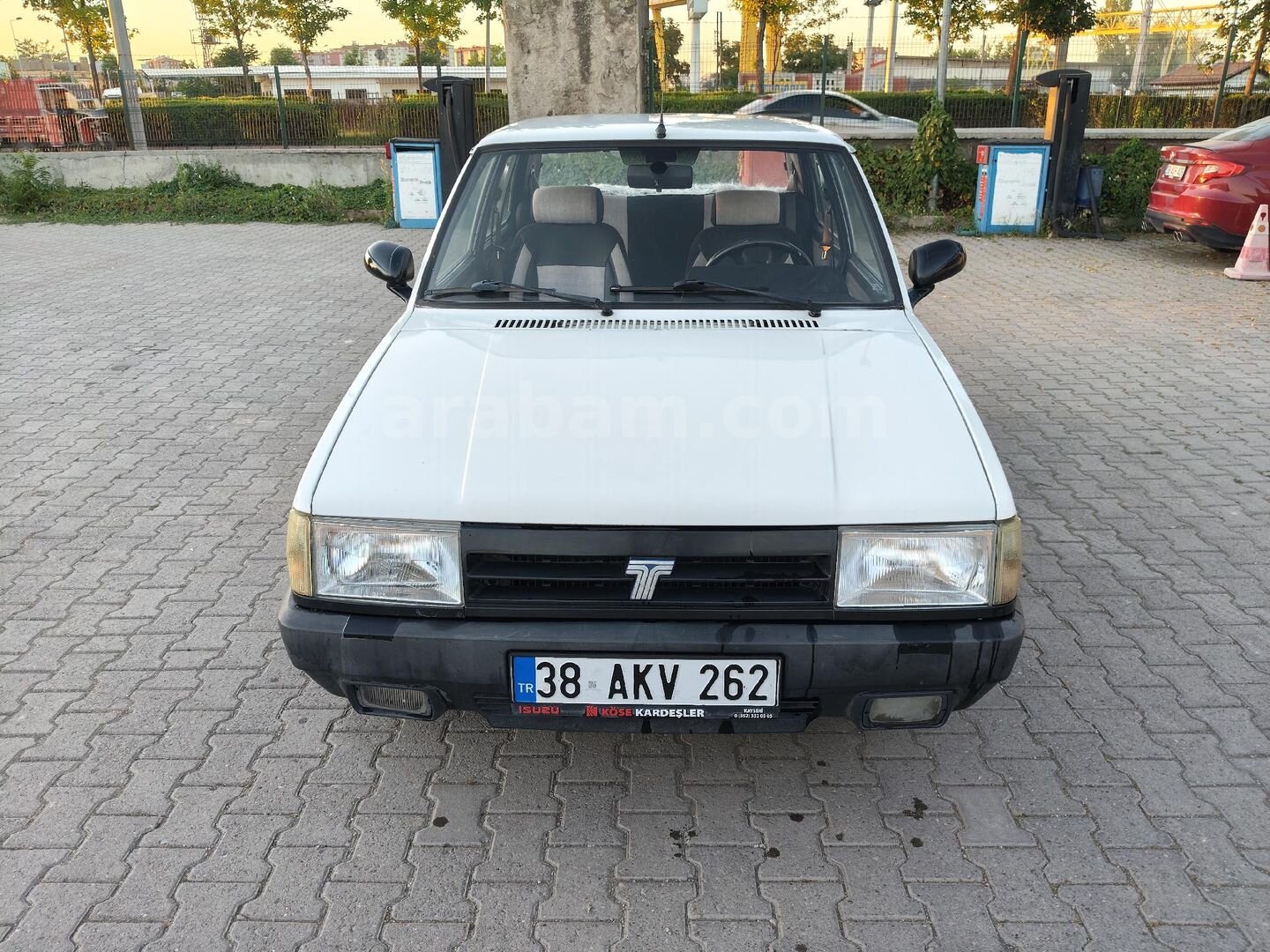 Galeriden Tofaş Şahin S 1997 Model Kayseri 134.500 km Beyaz 3
