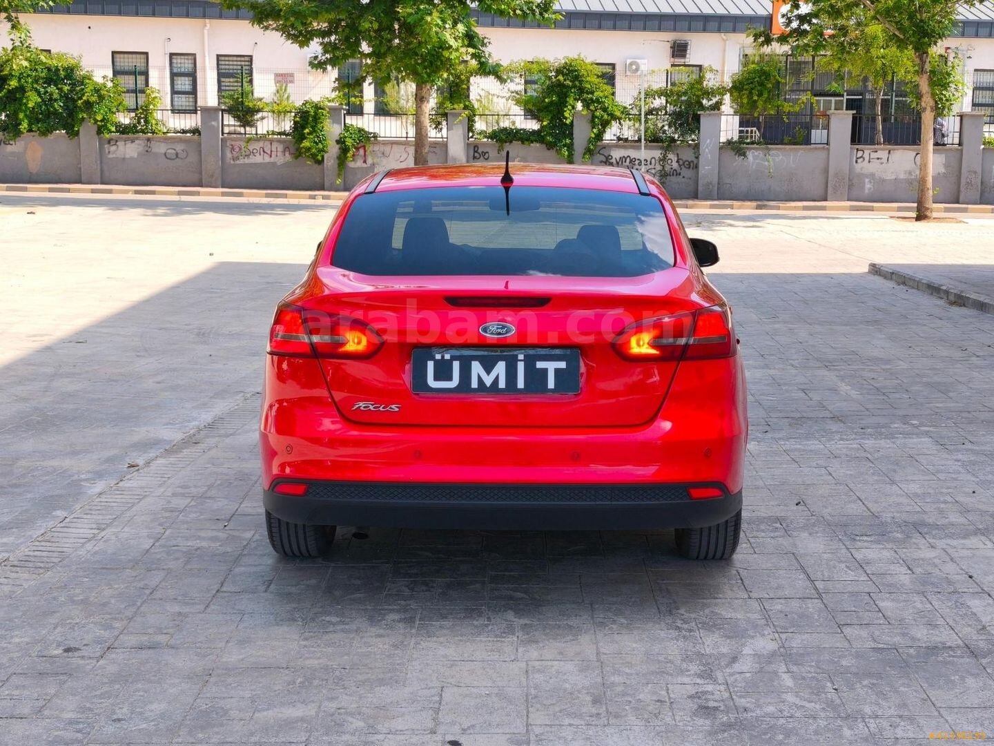 Galeriden Ford Focus 1.5 TDCi Titanium 2016 Model Gaziantep 352.000 km Kırmızı 6
