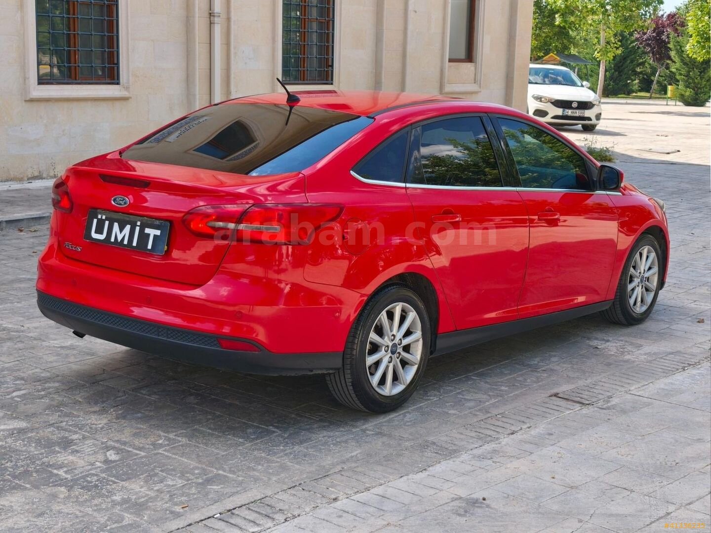 Galeriden Ford Focus 1.5 TDCi Titanium 2016 Model Gaziantep 352.000 km Kırmızı 5