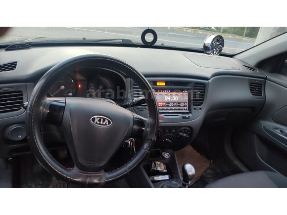 Değişensiz 2009 model Kia Rio 1.5 CRDi 110hp