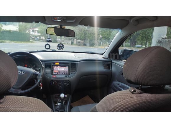 Değişensiz 2009 model Kia Rio 1.5 CRDi 110hp
