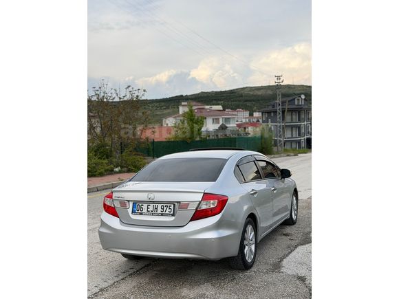 2012 HONDA CİVİC 1.6 ELEGANS 173 BİNDE SANRUF HATASIZ AYARINDA