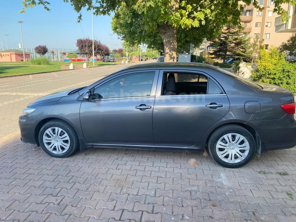 Sahibinden Toyota Corolla 1.33 Comfort 2011 Model  190000 km Füme