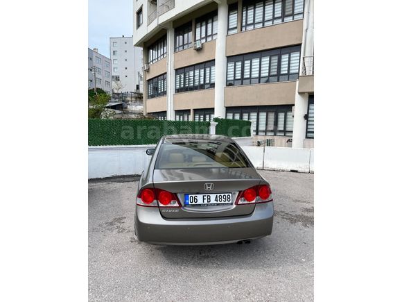 Sahibinden Honda Civic 1.6i VTEC Premium 2008 Model