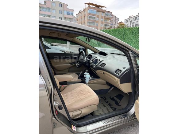 Sahibinden Honda Civic 1.6i VTEC Premium 2008 Model