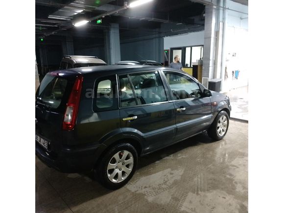 Sahibinden Ford Fusion 1.6 Comfort 2006 Model