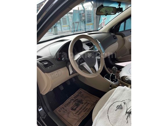 Sahibinden Düşük KM Hyundai Accent Blue 1.6 CRDI Mode Plus
